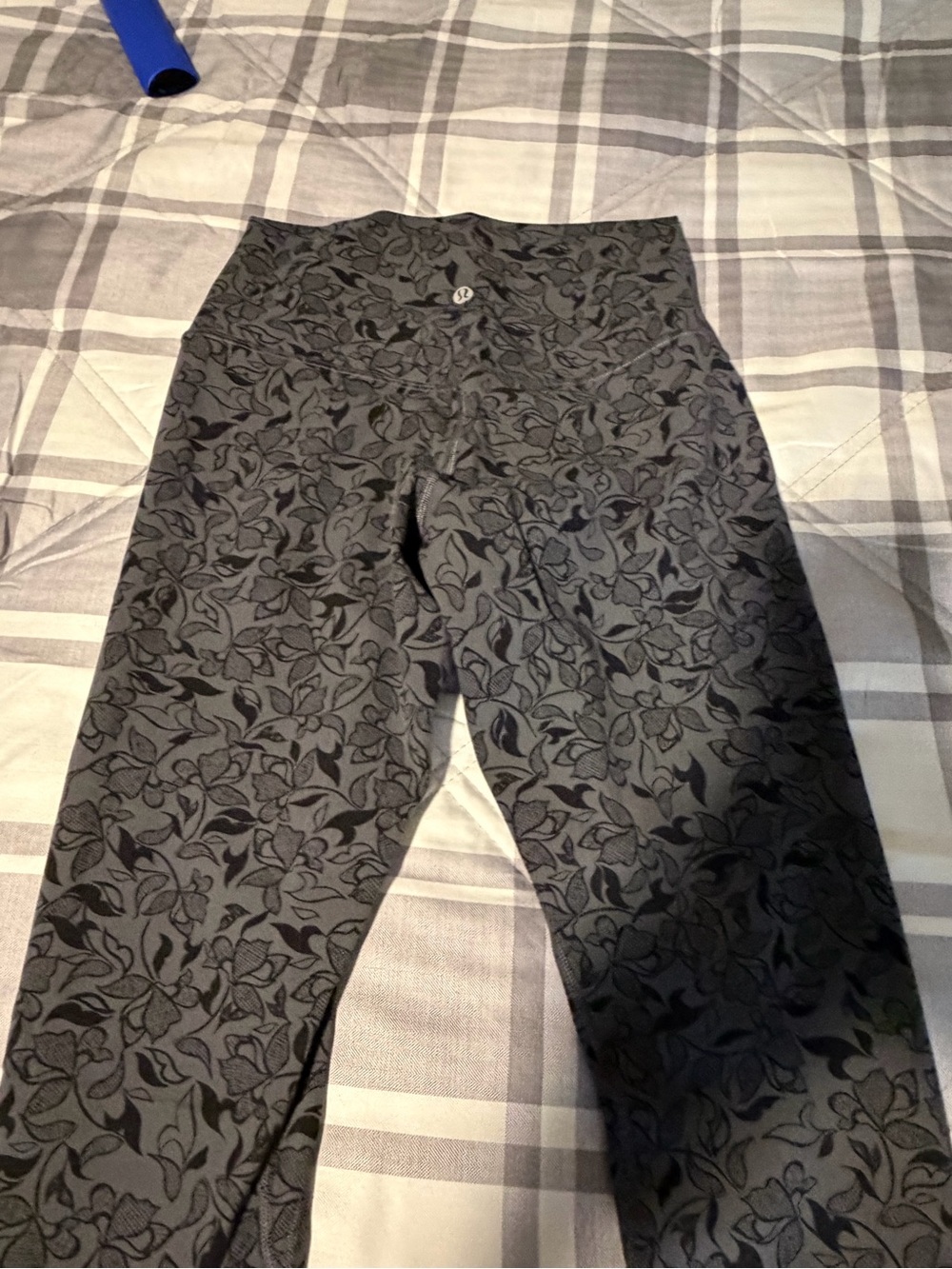 lululemon align high rise Black & Gray Floral Print Leggings size 6